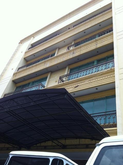 Hotel Maricaya มากาซาร์ ภายนอก รูปภาพ