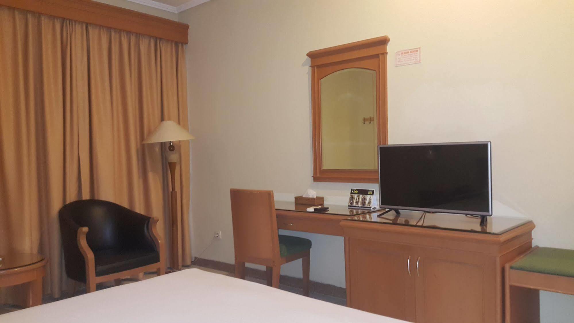 Hotel Maricaya มากาซาร์ ภายนอก รูปภาพ